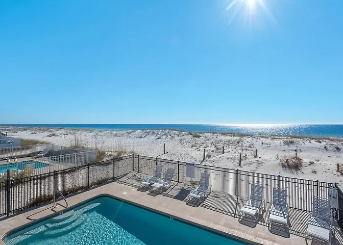 Beachfront Gem 5br Pool Walk To