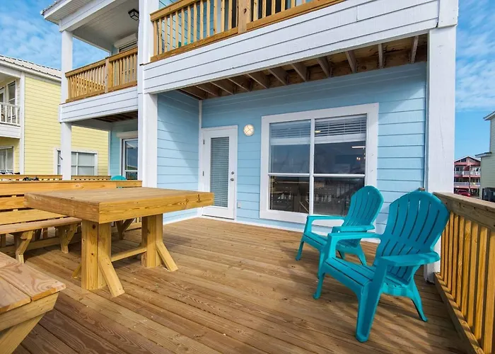 Beachfront Gem 5br Pool Walk To Apartment Gulf Shores