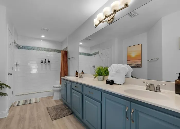 Apartment Beachfront Gem 5br Pool Walk To Gulf Shores