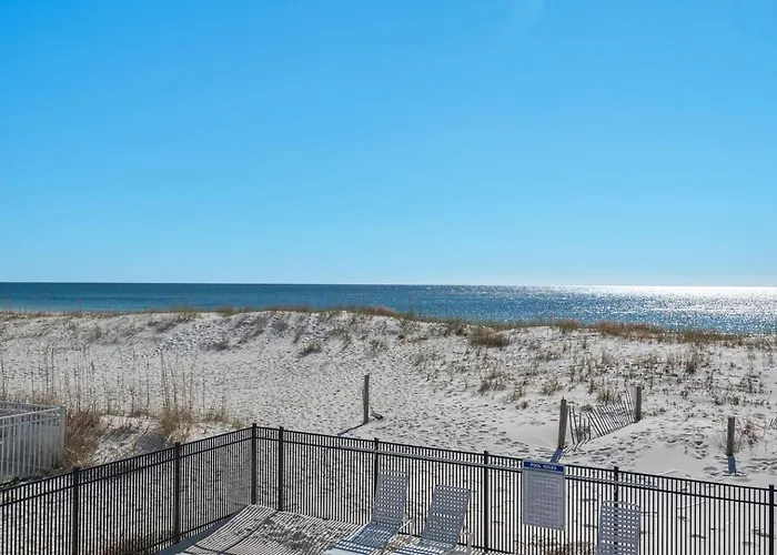 Beachfront Gem 5br Pool Walk To Apartment