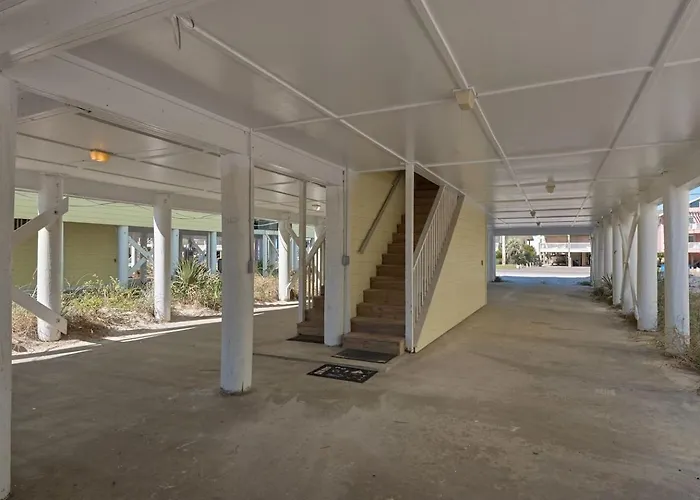 Beachfront Gem 5br Pool Walk To Gulf Shores