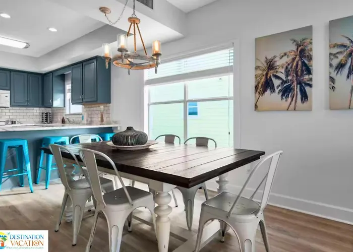 Gulf Shores Beachfront Gem 5Br Pool Walk To Sand Apartment