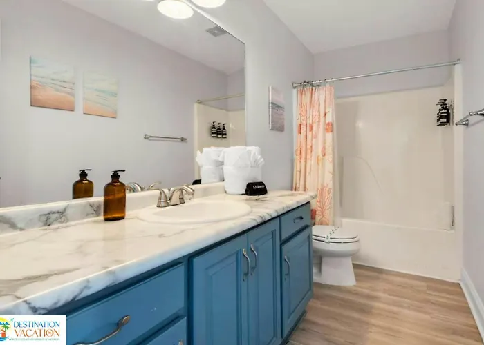 Gulf Shores Beachfront Gem 5Br Pool Walk To Sand Apartment *