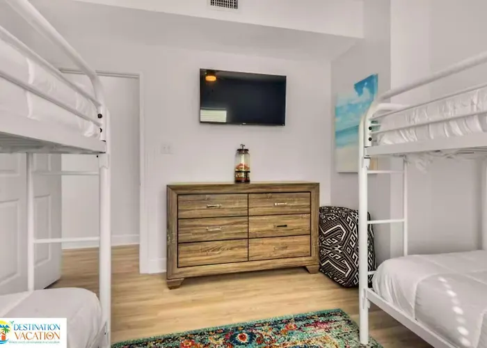 Gulf Shores Beachfront Gem 5Br Pool Walk To Sand Apartment *